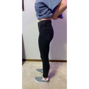 Hollister Jeans Size 3R W:26 L:29